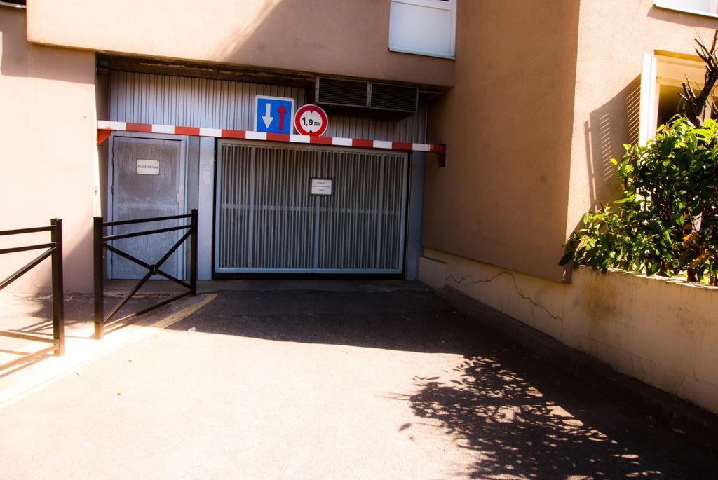 Stay In Evry Courcouronnes Exterior photo